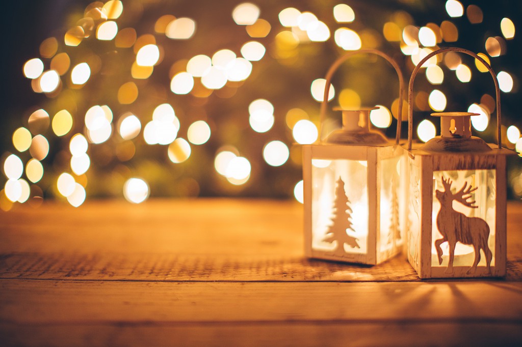 5 Practical Steps for Shooting Perfect Christmas Lights - Fotor's Blog